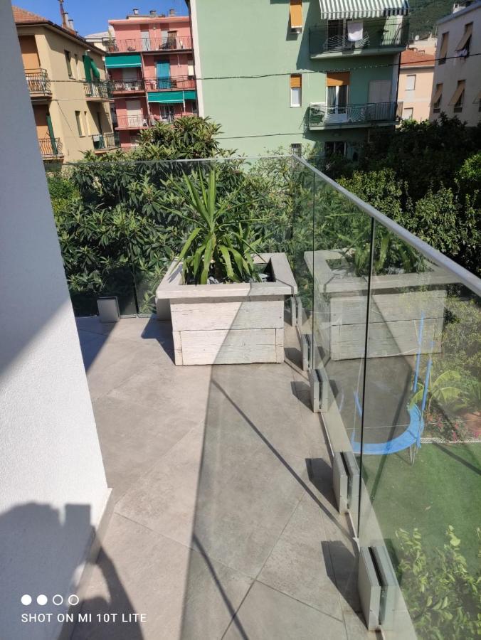Albero della vita Spotorno Esterno foto