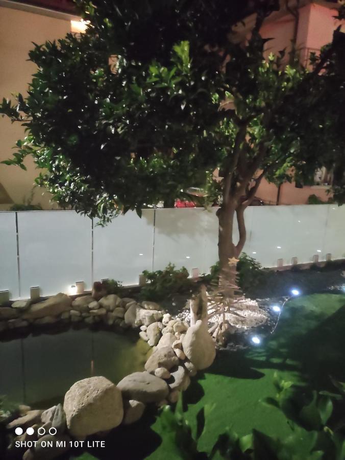 Albero della vita Spotorno Esterno foto